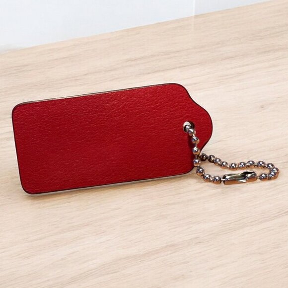 Coach NY Medium Key Fob in Dark Reddish Pink - Picture 2 of 4